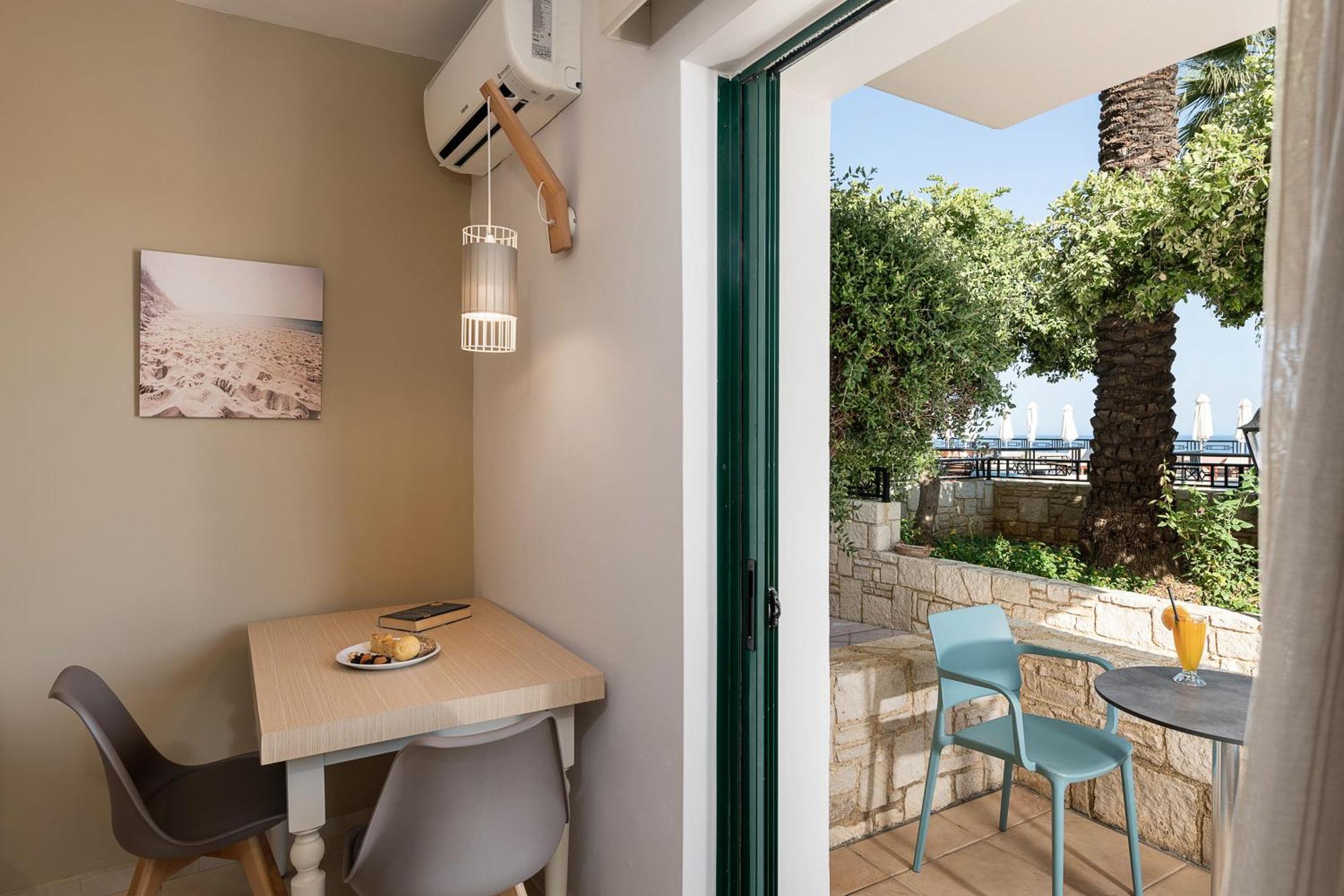 Agia Marina Caldera Village חדר תמונה